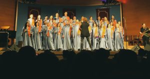 oro de Góspel Monzón durante una actuación en el Conservatorio Miguel Fleta de Monzón.