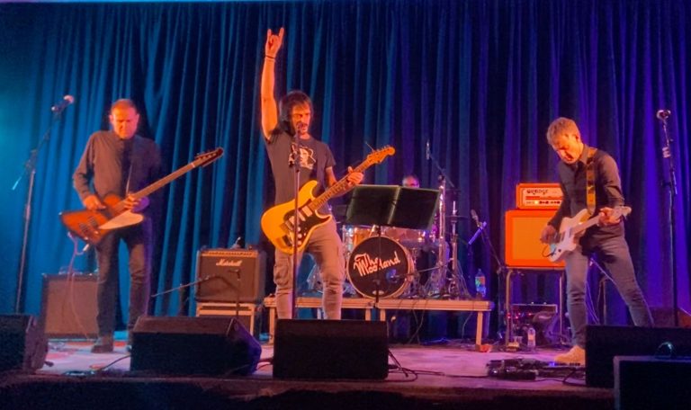 Nemesis de Binéfar, en otra actuación memorable y llena de energía.